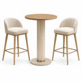 Conjunto de bar con mesa de madera y taburetes tapizados en beige